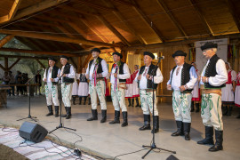 ROVIENCA 10 ROKOV332